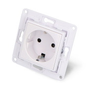 Shelly Wall Socket - gniazdko ścienne do inteligentnych przekaźników - białe