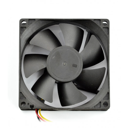 Вентилятор 12V 80x80x25mm 3 дроти