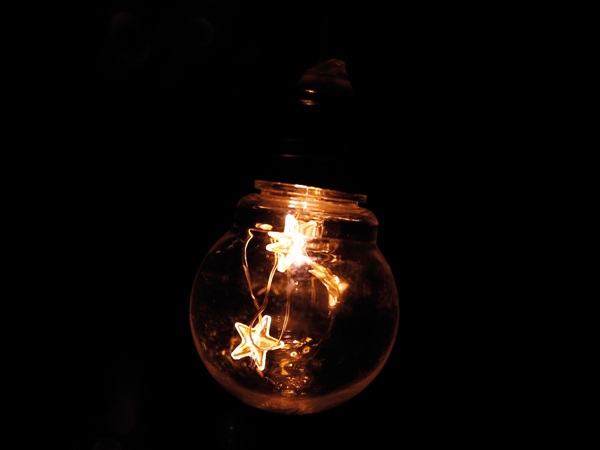 Girlanda LED - w kształcie gwiazdek - żarówki