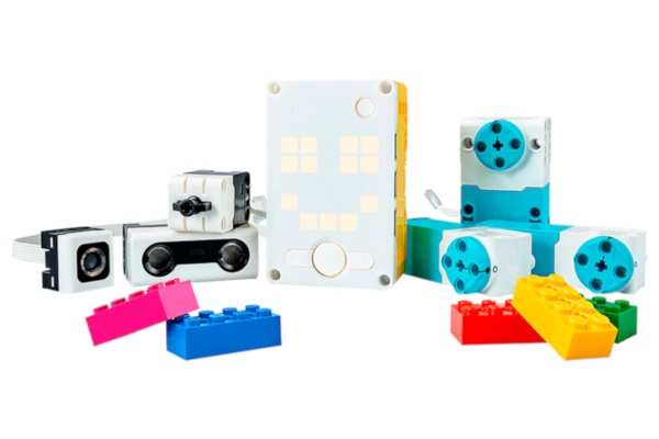 HUB LEGO Spike Prime oraz czujniki z zestawu