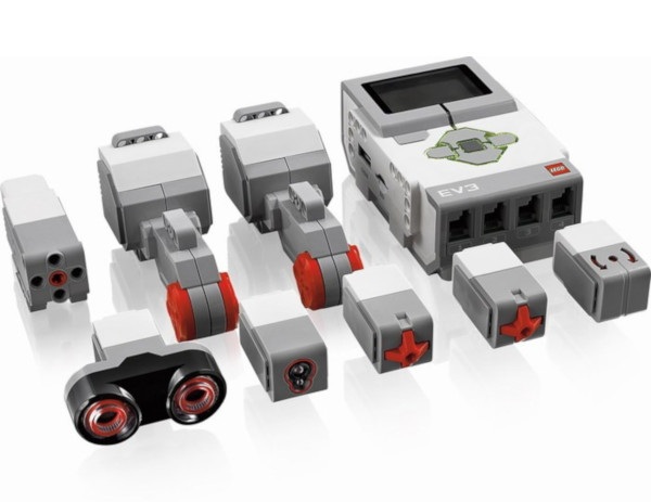 Moduły LEGO Mindstorms.