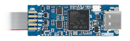 STLINK-V3MINIE - debugger i programator do mikrokontrolerów wyposażony w złącze USB typu C.
