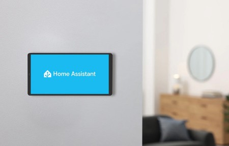 Shelly Wall Display X2 - inteligentny panel sterowania z przekaźnikiem 5 A i kolorowym wyświetlaczem WiFi / Bluetooth - biały