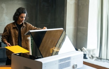 xTool P2S - wycinarka i grawerka laserowa CO2 - 55 W - Space Grey