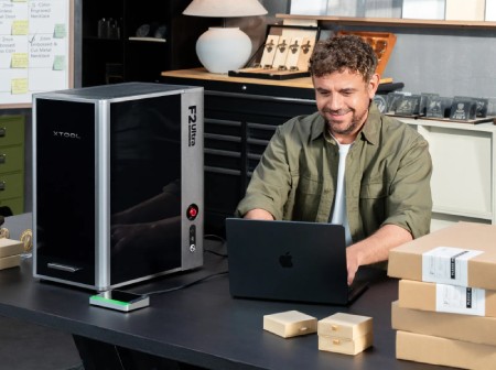 xTool F2 Ultra - wycinarka i grawerka laserowa MOPA 60 W + diodowa 40 W